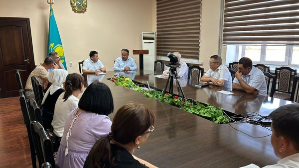 СОЗАҚ АУДАНЫНДА ӨҢІРЛІК ЭКСПЕДИЦИЯЛЫҚ КОМИССИЯНЫҢ КЕЗДЕСУІН ӨТКІЗДІ