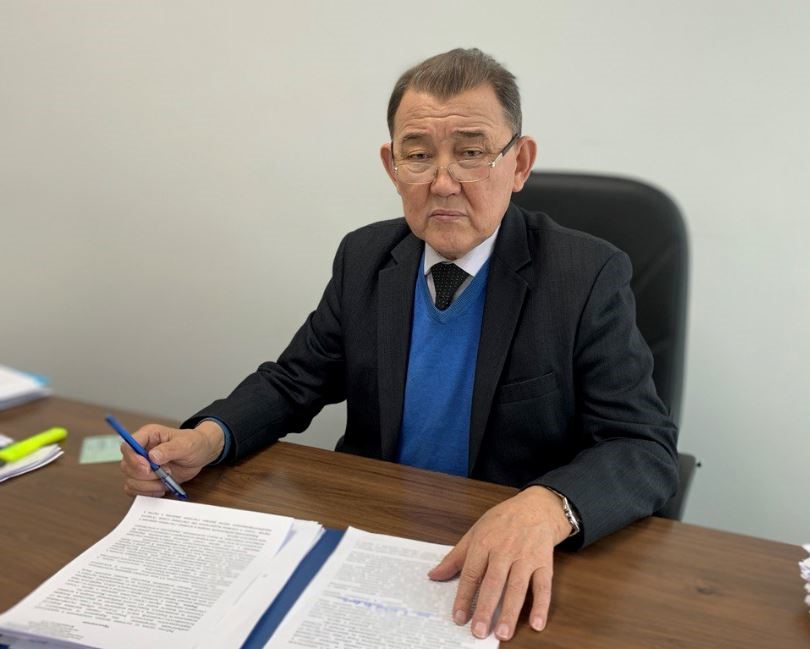 С.А. Касымов дал расширенное интервью порталу Qazaqstan Tarihy, в котором внес ясность в ряд важных вопросов по целям и задачам, поставленными Президентом перед членами Госкомиссии.