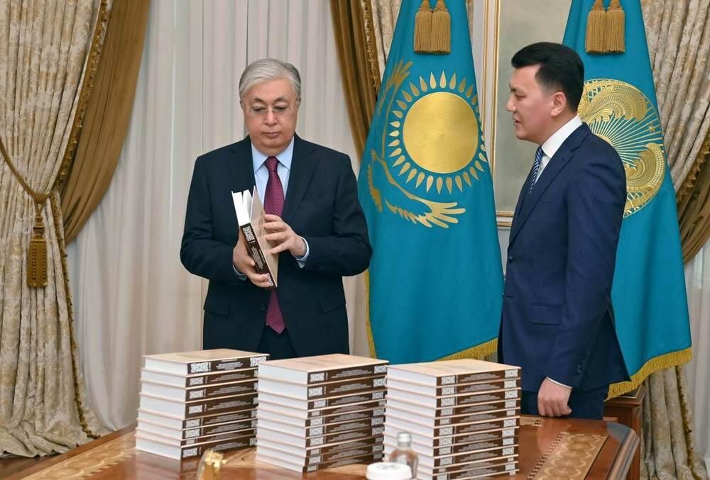 Президенту представили материалы по реабилитации жертв политических репрессий