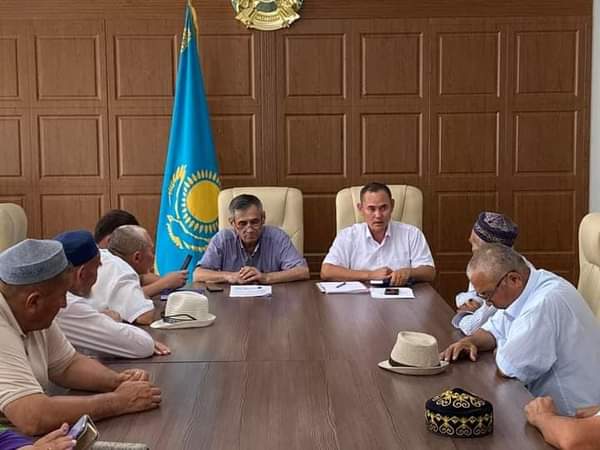 САУРАН АУДАНЫНДА ЖҰМЫСШЫ ТОПТЫҢ КЕЗДЕСУІ ӨТТІ